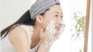 富岡シルク石鹸の口コミです。ふわふわな泡で敏感肌にも優しい。